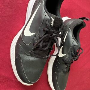 Nike Men's Black Running Shoes